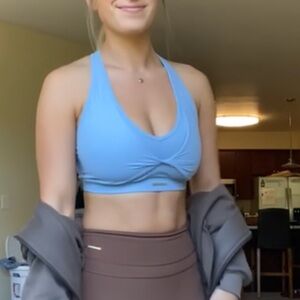 Whitney Simmons x Gymshark V3 Whitney Mesh Bra